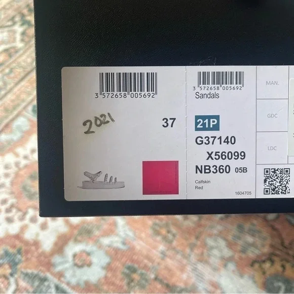 Chanel Coral Pink 2021 Interlocking CC Logo Gladiator Sandals Leather Gold Chain - Picture 10 of 10